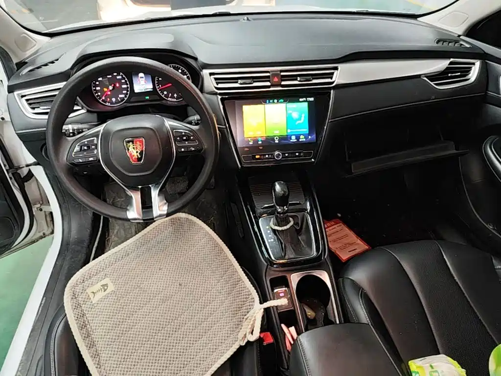 Roewe i5 2019 2019 1.5L Automatic 4G Connected LingHao Flagship Version