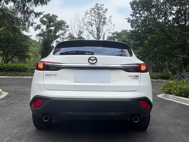 Mazda CX-4 2016 2.0L Automatic 2WD Skyactiv Dynamic Edition — фото 5