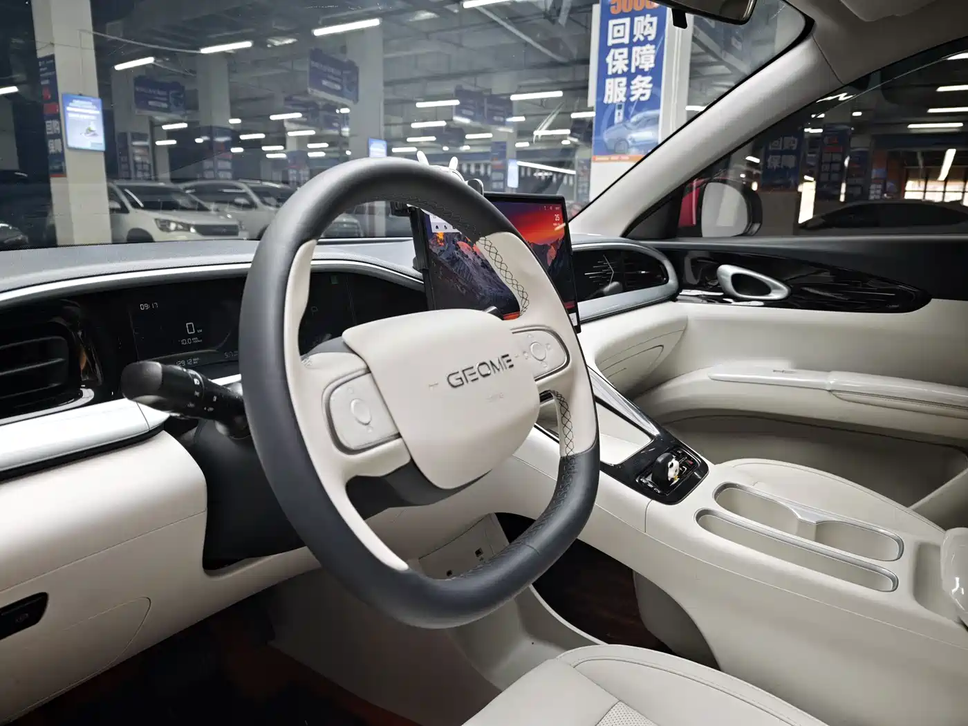 Geely Galaxy Starry Wish 2025 UP 410km Explorer Edition фото 8