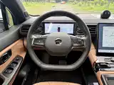 Фото 8 - NIO ES8