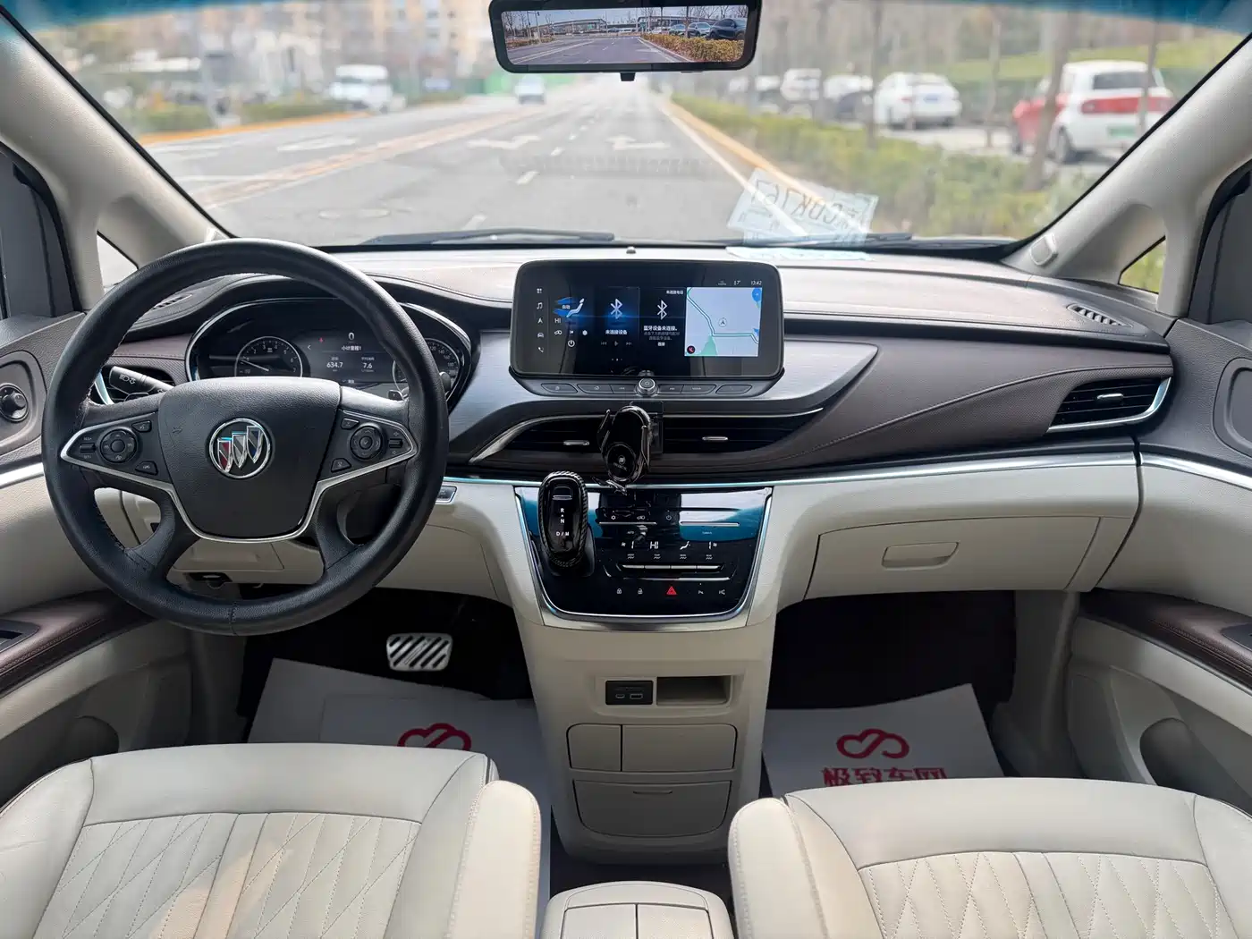 Buick GL8 2022 Land Business Class 652T Smart Prestige фото 6