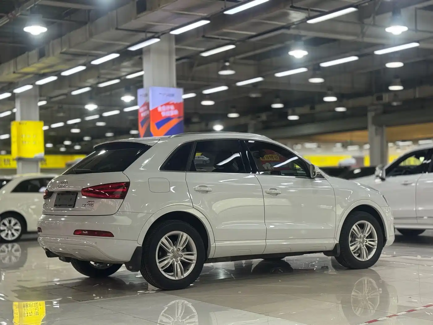 Audi Q3 2015 35 TFSI Comfort фото 5