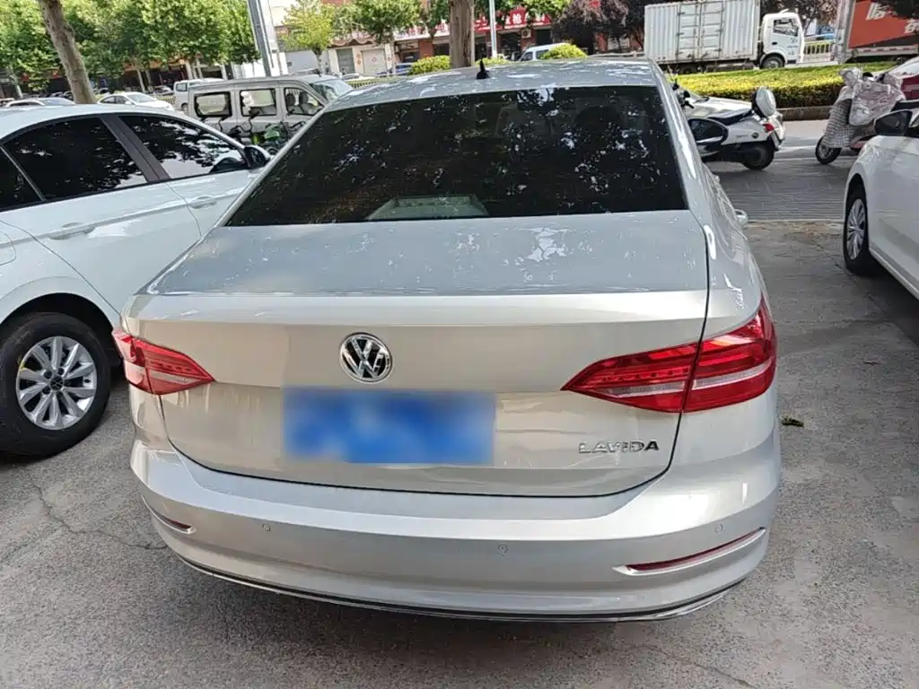 VOLKSWAGEN LAVIDA