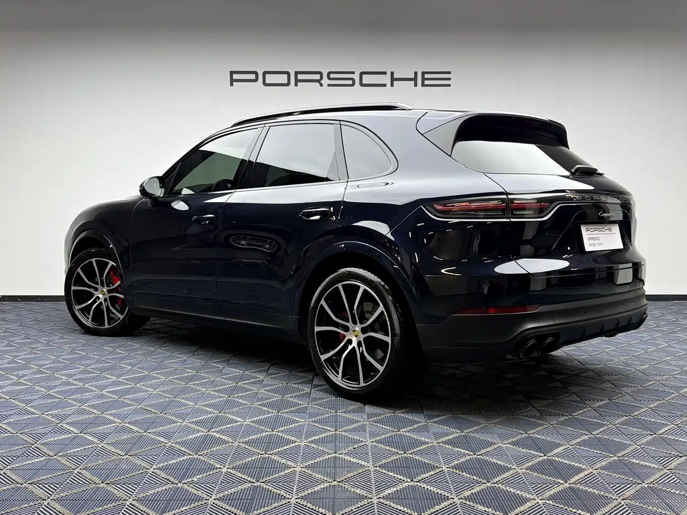 Porsche Cayenne 2023 Cayenne 3.0T Platinum Edition фото 17