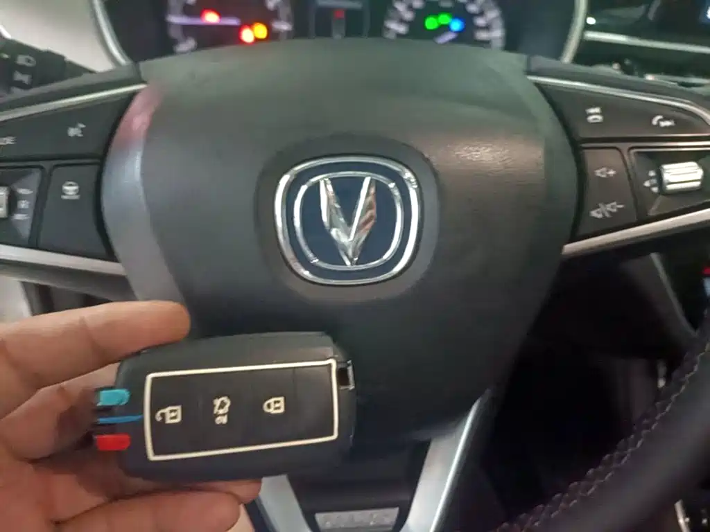 Changan Raeton CC 2018 2018 1.5T Automatic Luxury Class China V
