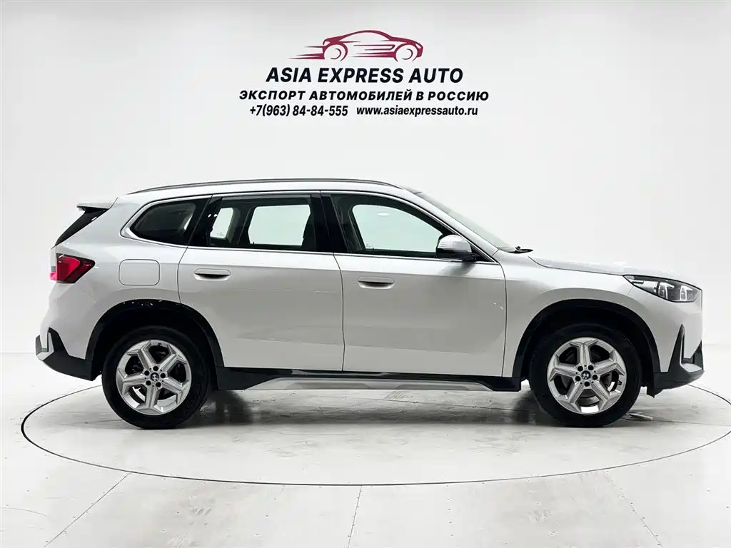 BMW X1 2023 sDrive20Li X Design Package фото 9