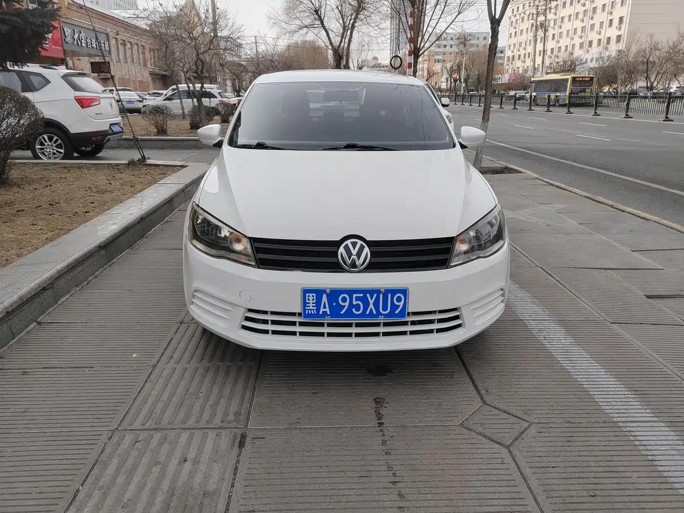 Volkswagen Jetta 2015 1.6L Manual Comfort фото 3