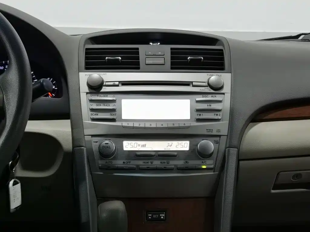 Toyota Camry 2014 2013 200E Classic Elite Edition