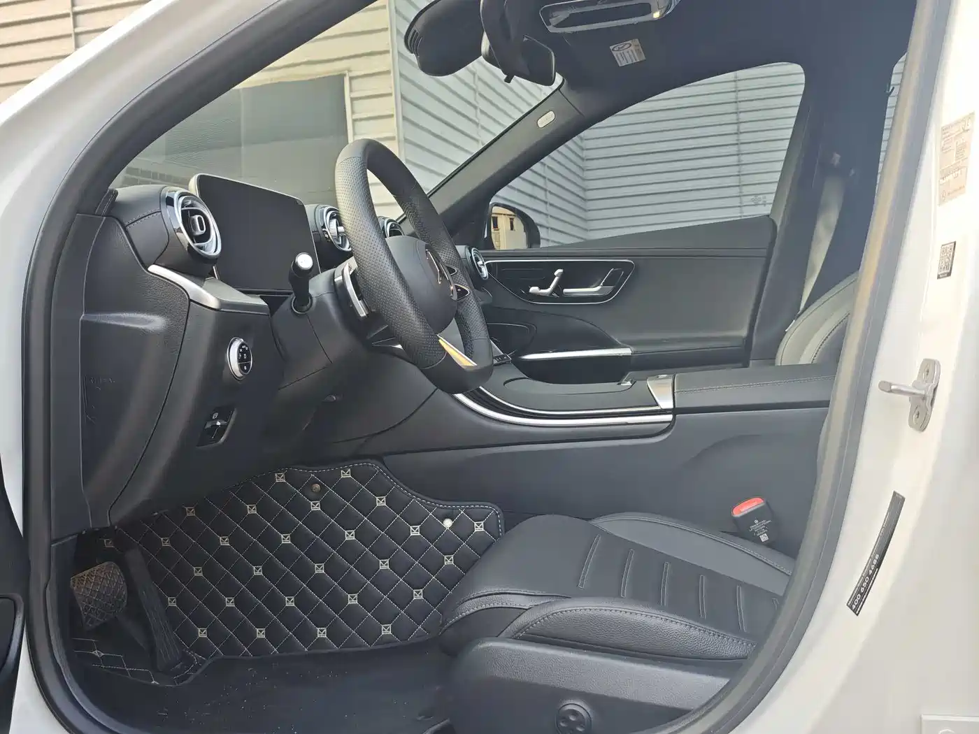 Mercedes-Benz C-Class 2025 C 260 L Sport Edition фото 15