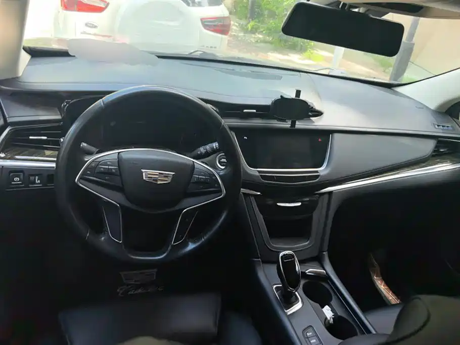 Cadillac XT5 2016 28T AWD Luxury Model фото 12