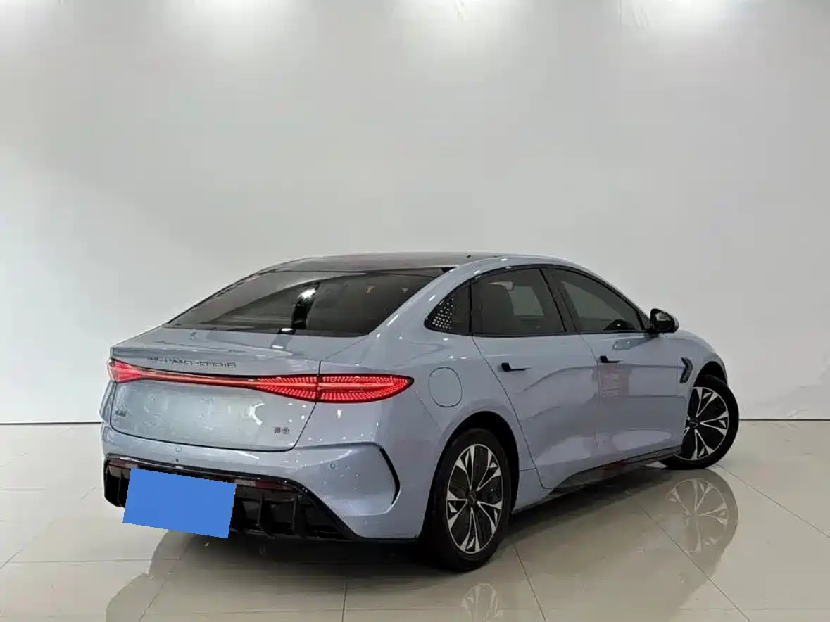 BYD Seal 2022 550km Standard Range RWD Elite фото 4
