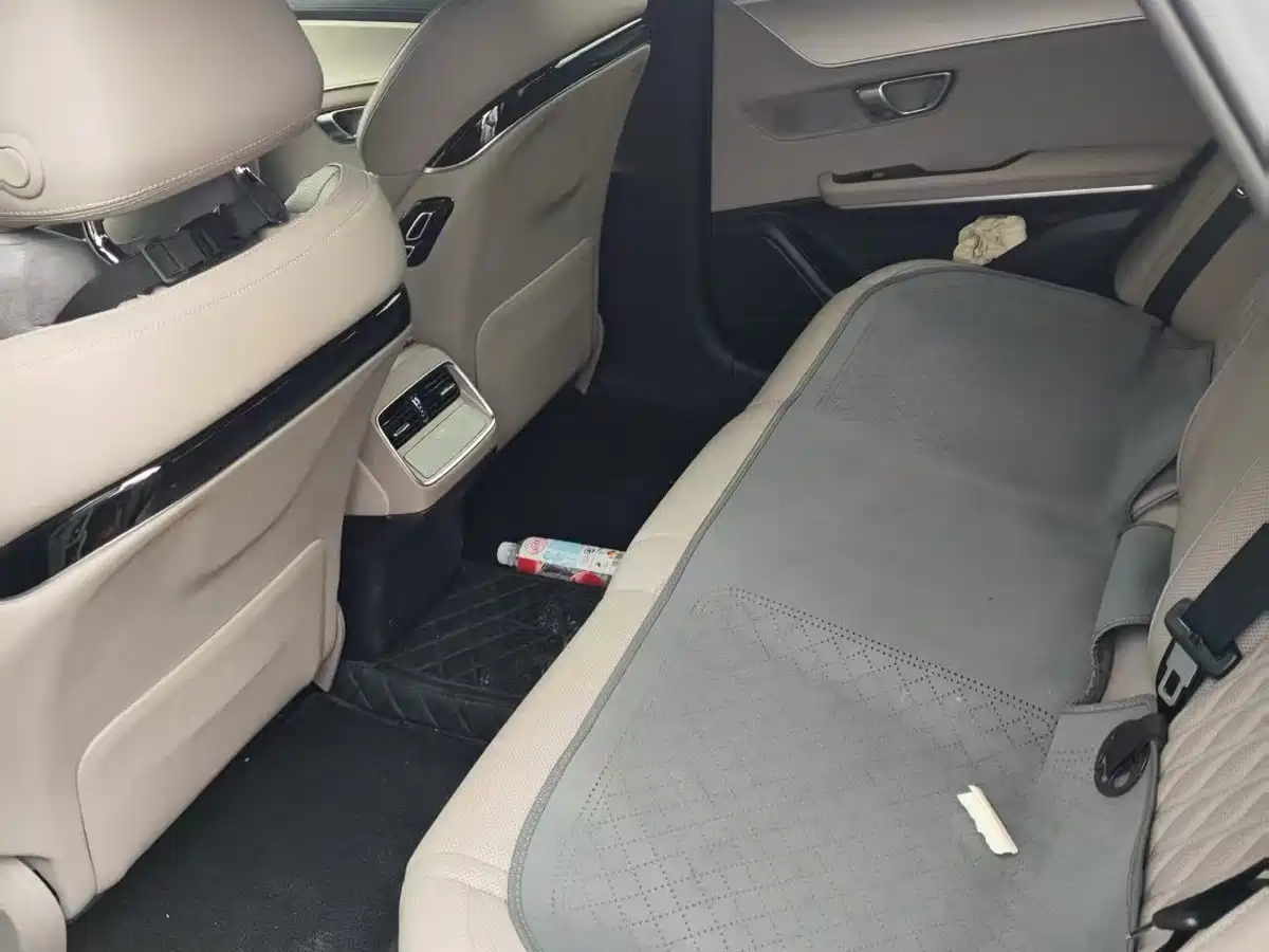 BYD Han 2025 DM-i 125KM Comfort фото 5