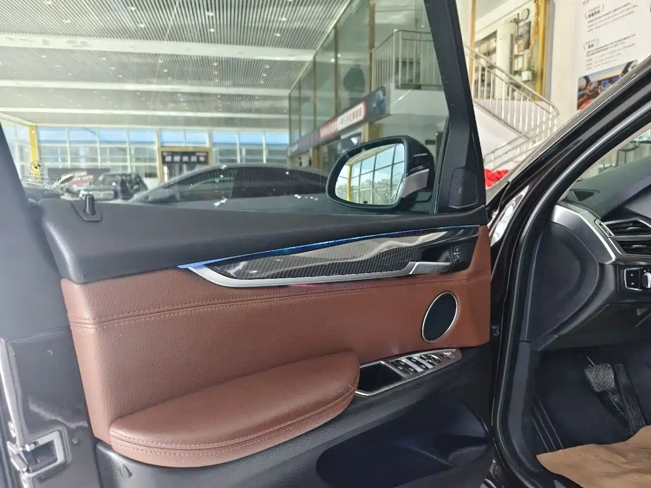 BMW X5 (Import) 2014 xDrive35i Leading фото 7