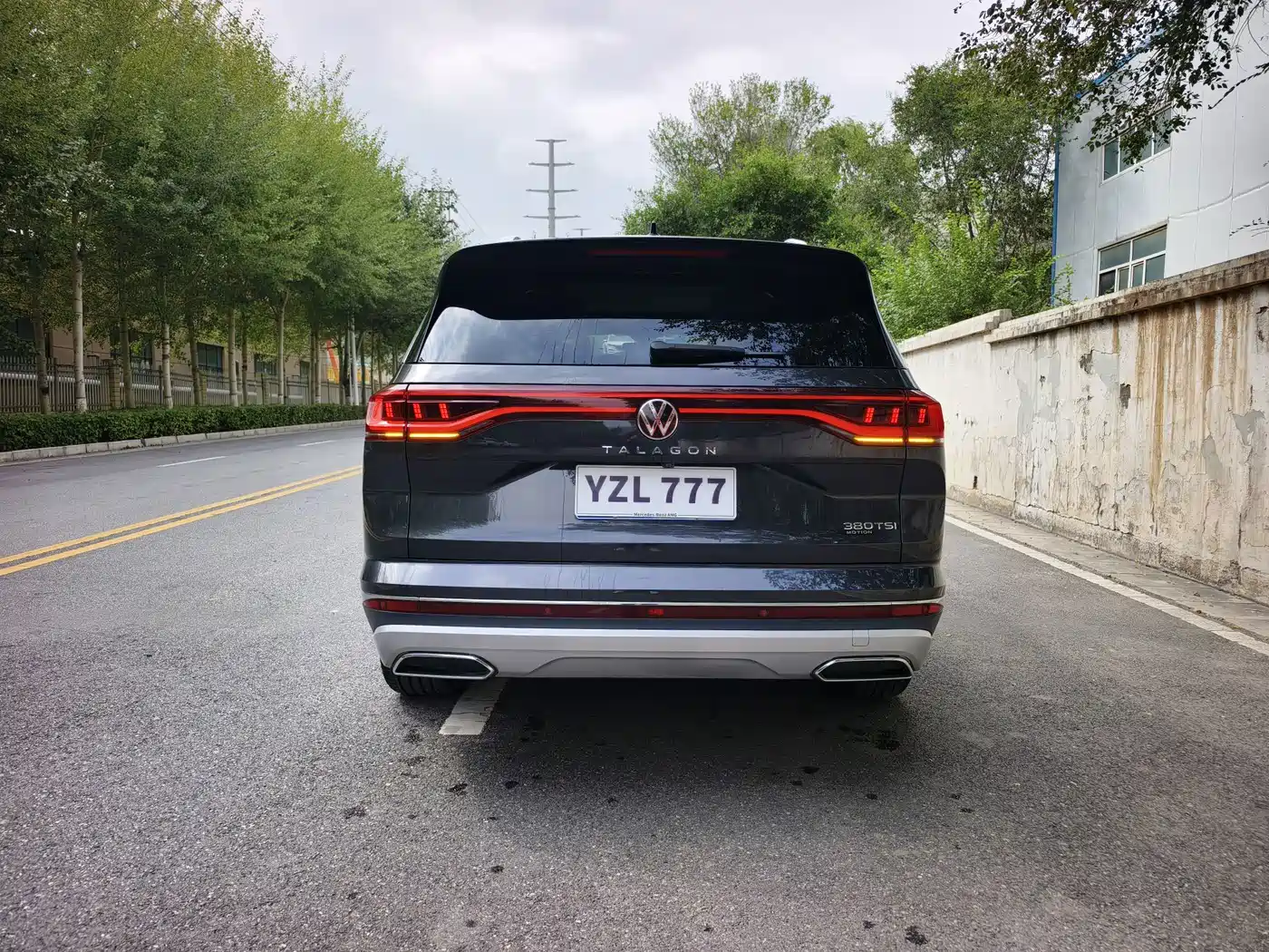 Volkswagen Talagon 2022 2022 380TSI 4WD Luxury Premium Pro Edition 6-seater