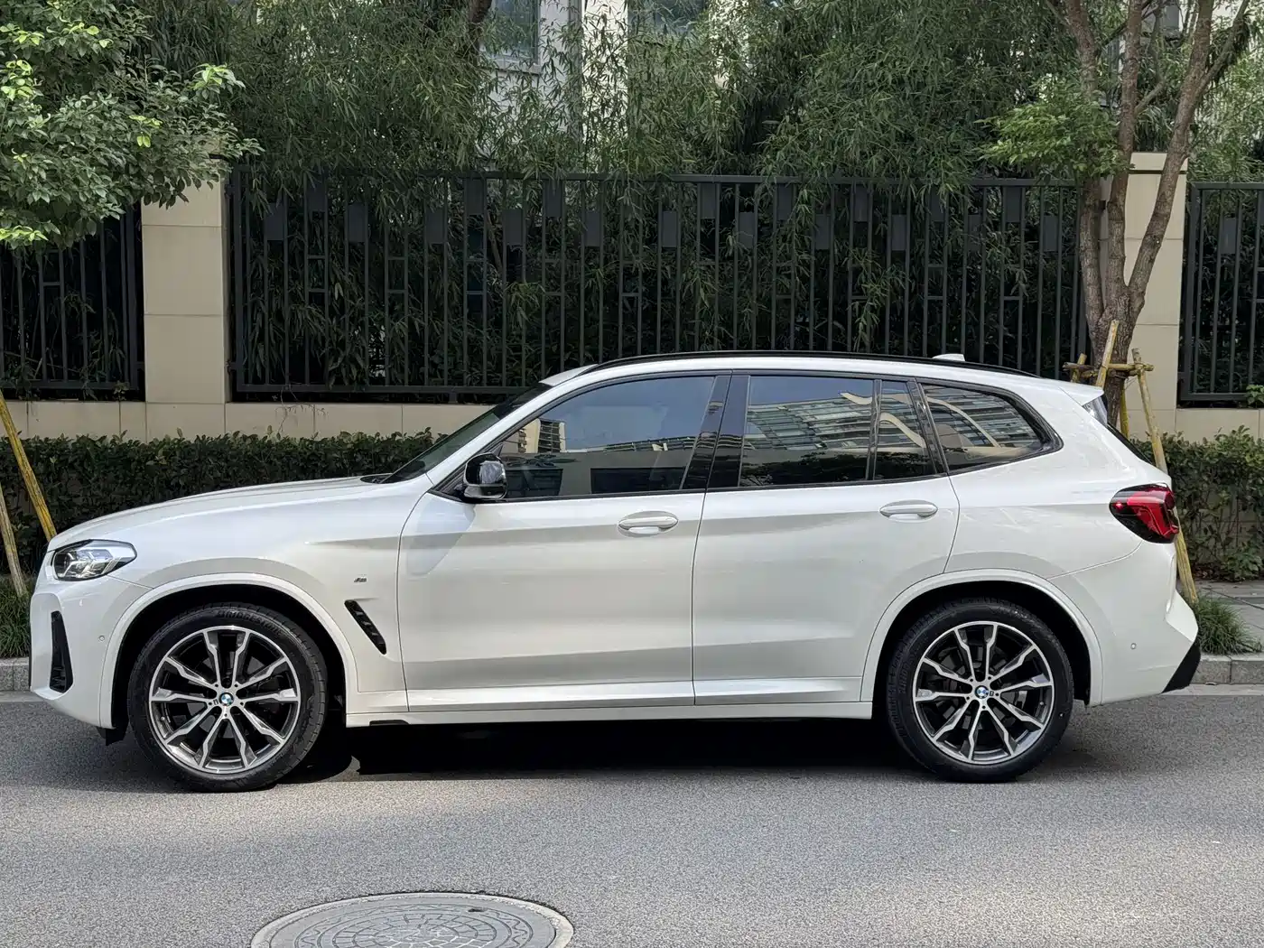 BMW X3 2022 xDrive30i Leading M Night Package фото 3
