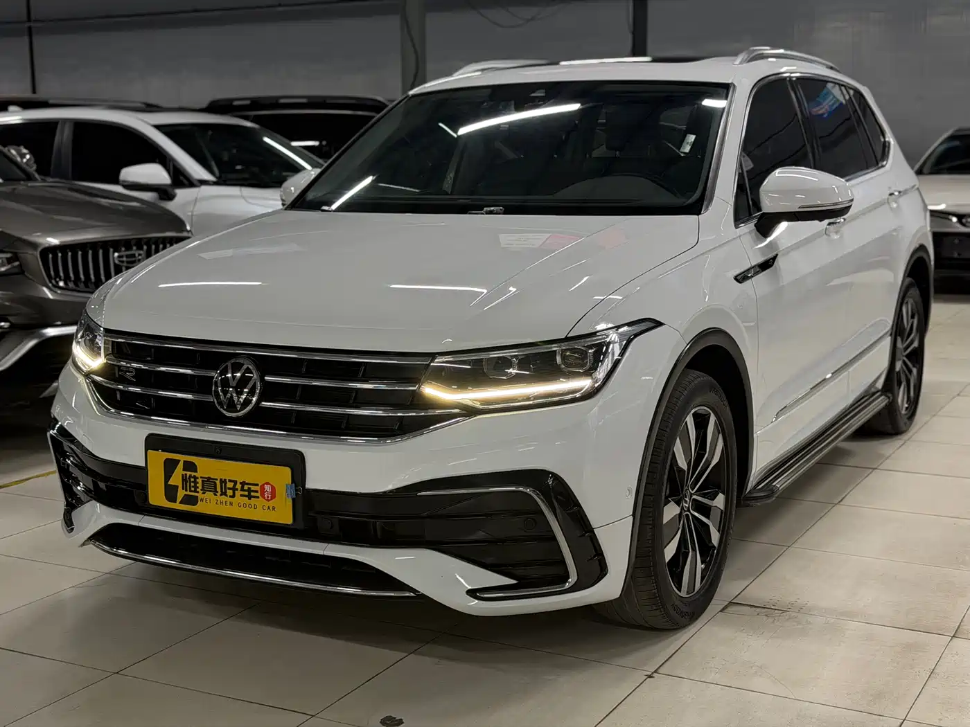Volkswagen Tiguan L 2022 380TSI Automatic 4WD R-Line Cross Edition 7-Seater