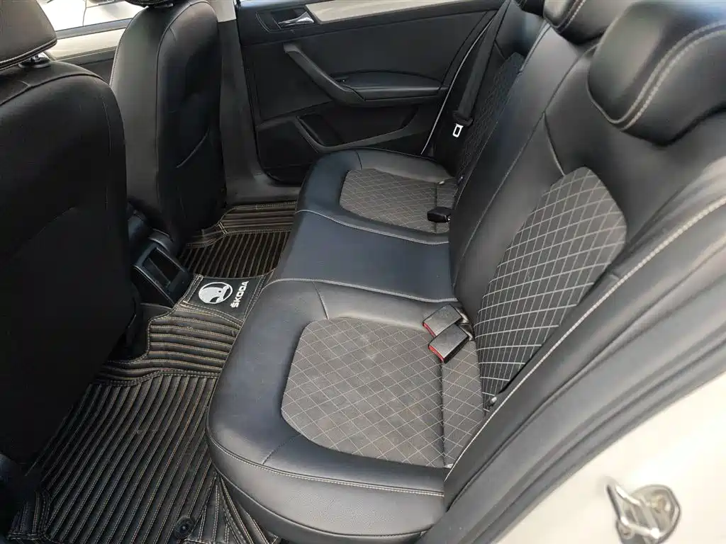 Škoda Rapid 2019 1.5L Manual Comfort Version China VI фото 17