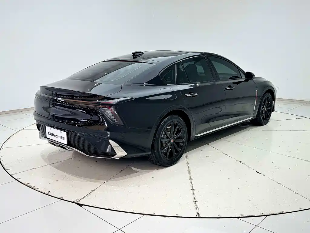 Hongqi H6 2024 2023 2.0T Premium Edition