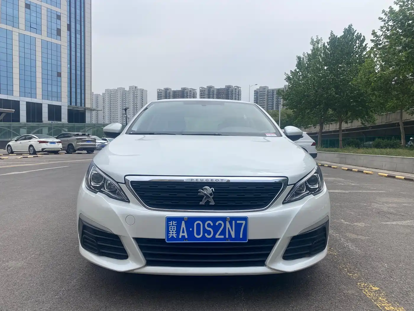 Peugeot 308 2016 1.6L Manual Fashion фото 2