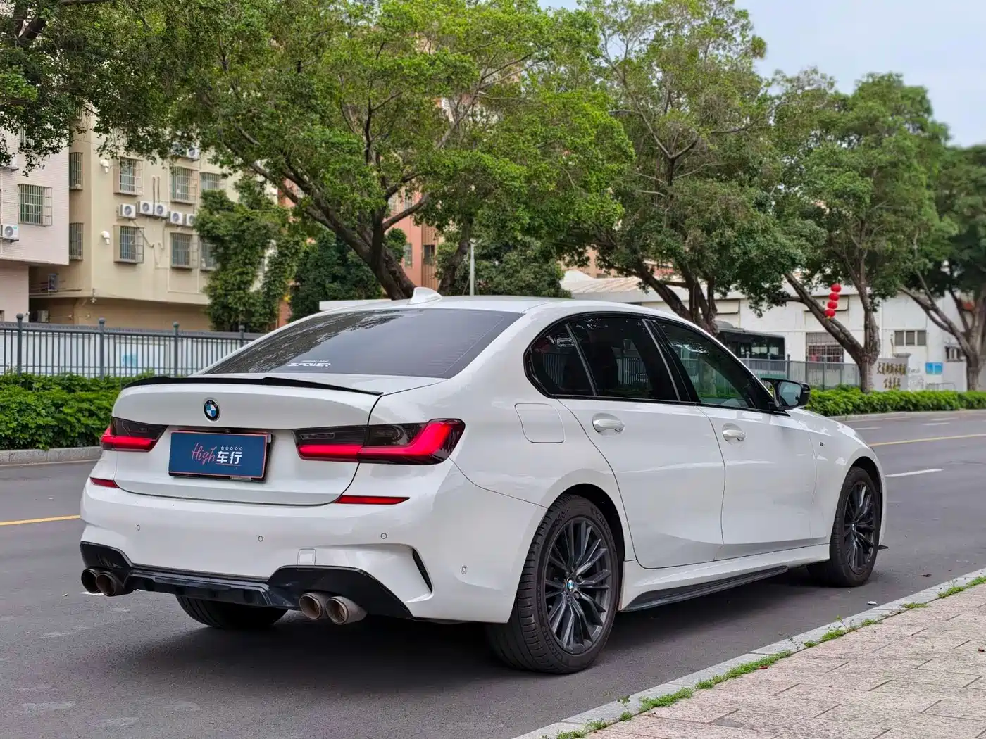 Фото 4 - BMW 3 Series