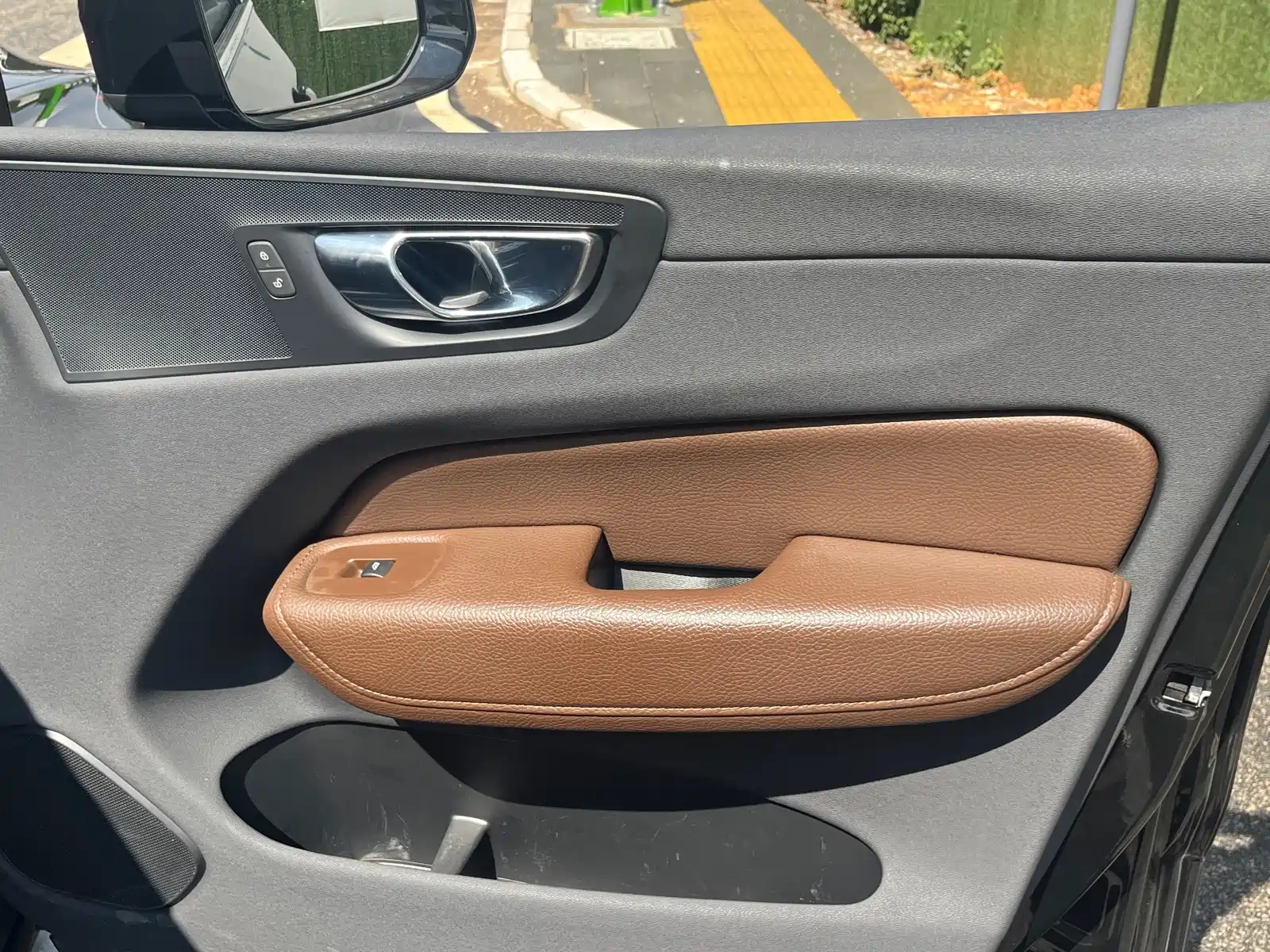 Фото 14 - Volvo XC60