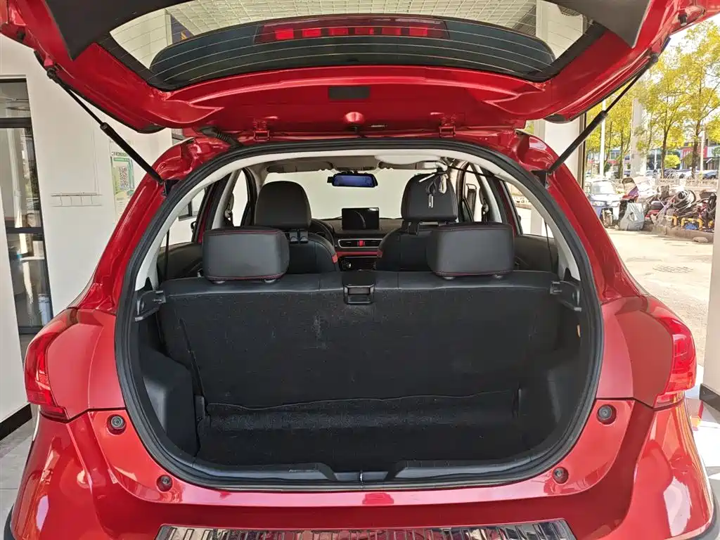 Haval H1 2017 Blue Label 1.5L AMT Standard фото 15
