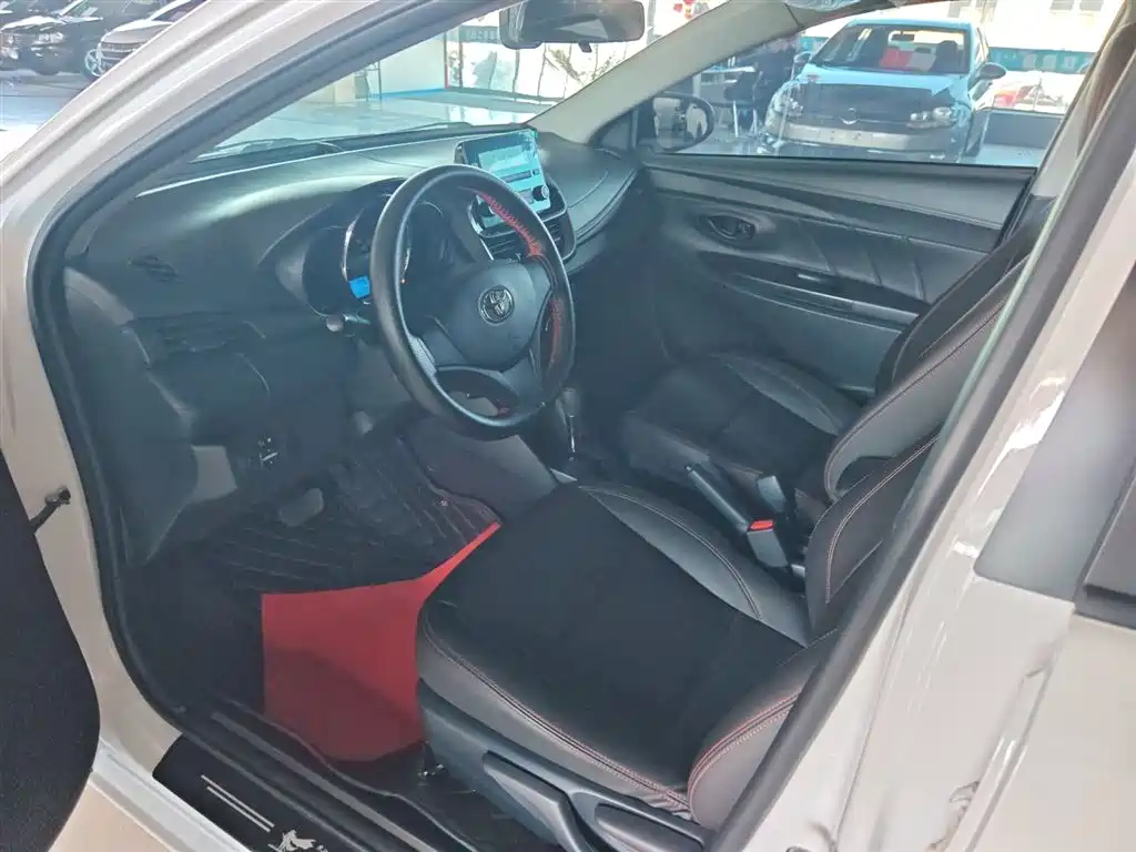 Toyota YARiS L Zhi Xuan 2021 1.5L CVT Leading Edition фото 8