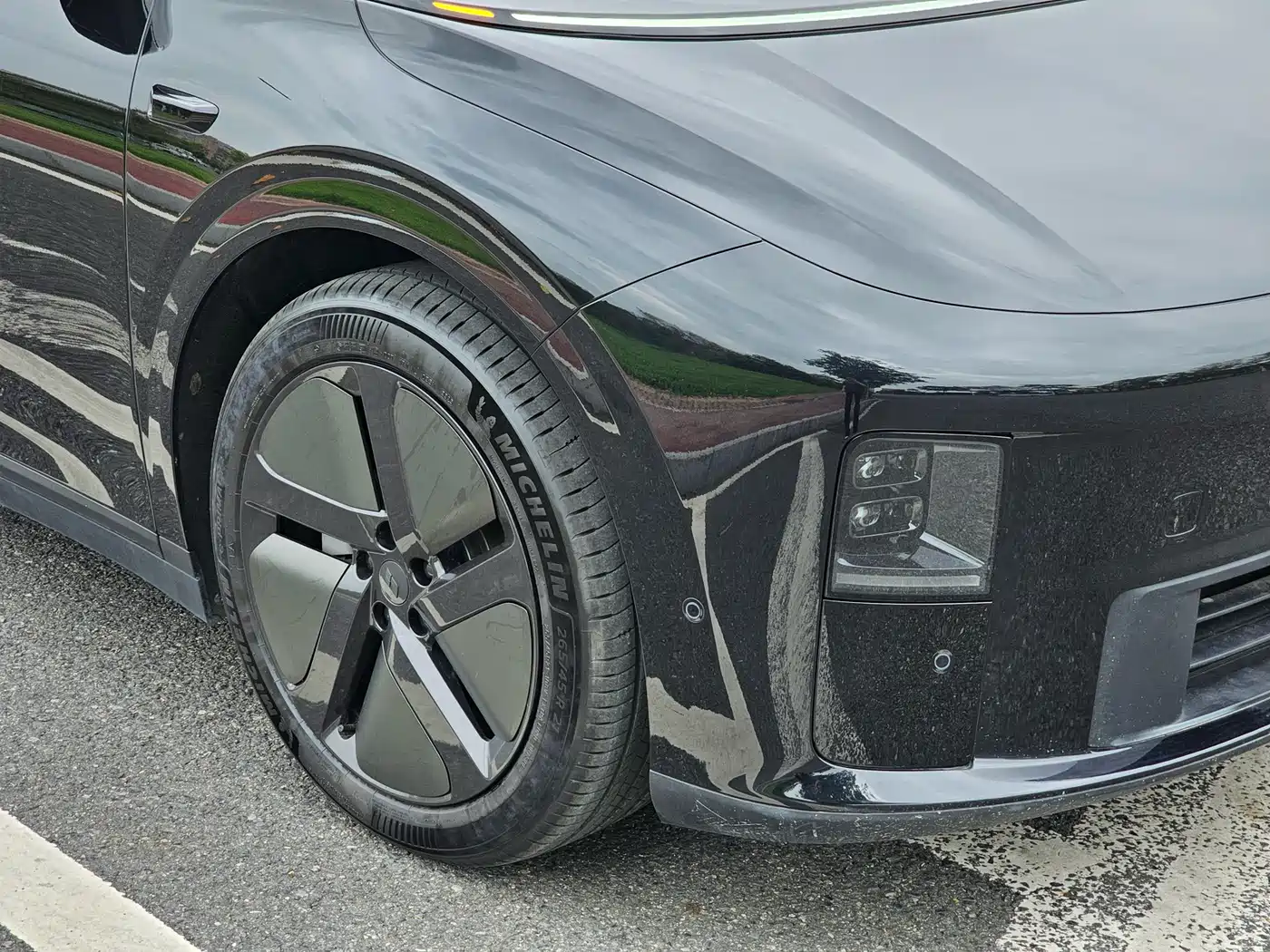 Li Auto i6 2025 2025 2WD Base Model