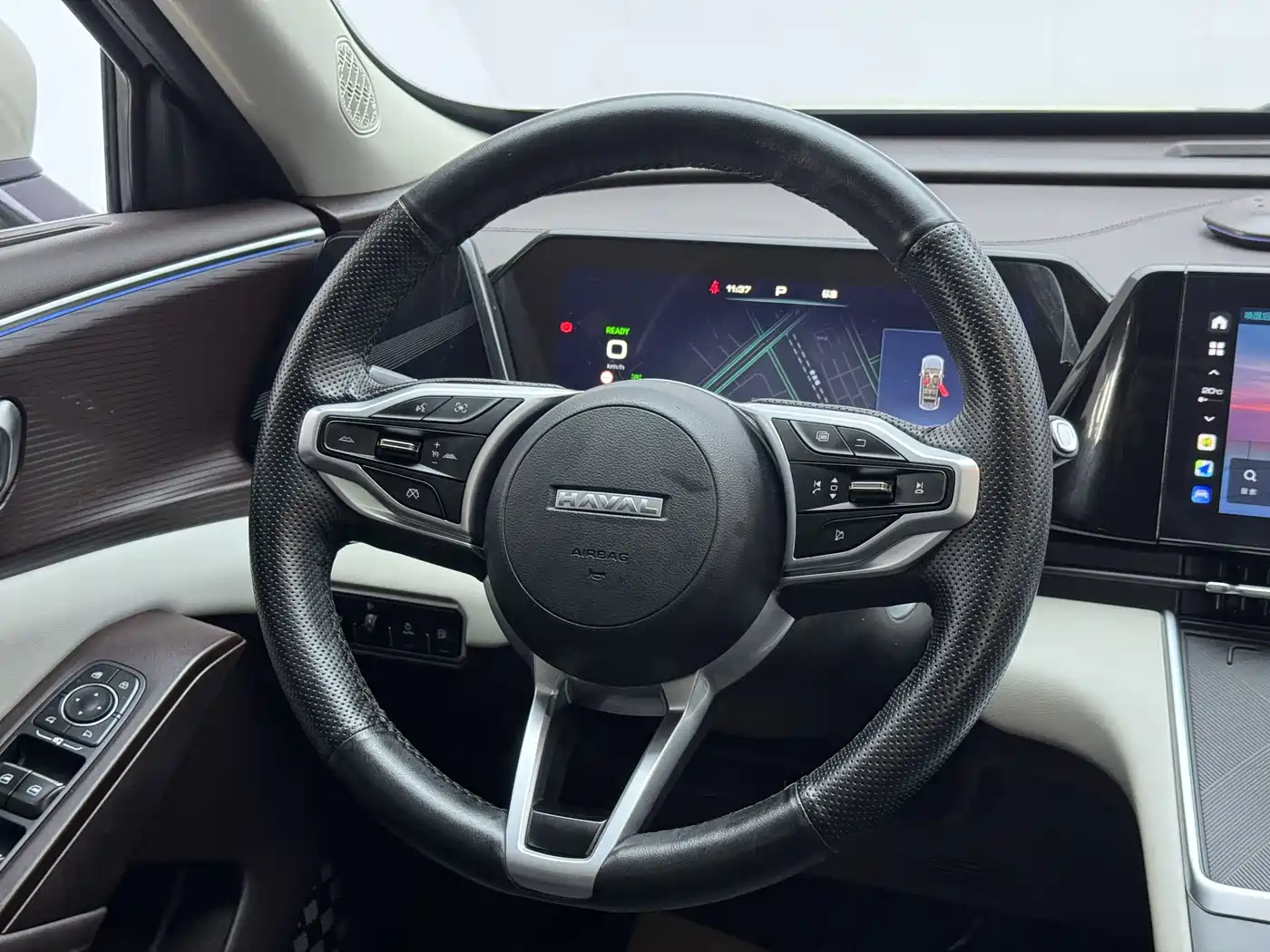 Haval Xiaolong MAX 2023 1.5L Hi4 105 4WD Pilot Edition фото 28