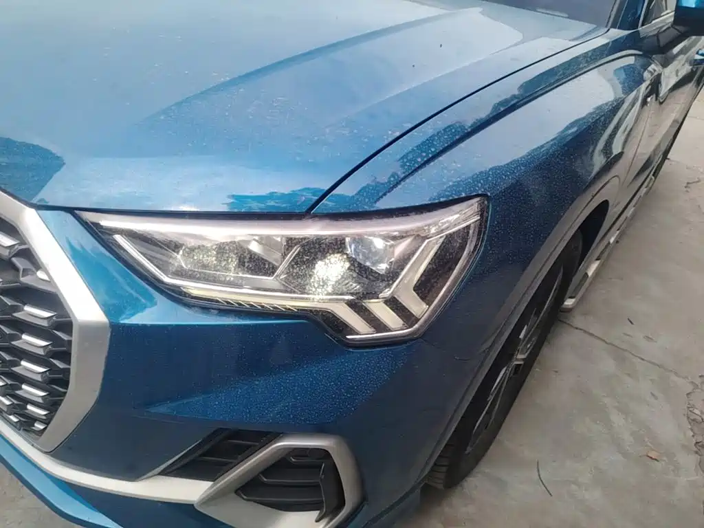 AUDI Q3 SPORTBACK