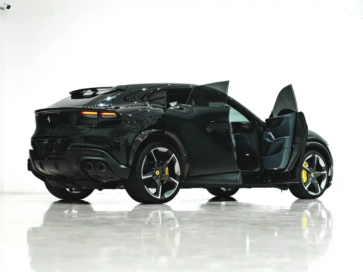 Ferrari Purosangue 2024 2023 6.5L V12