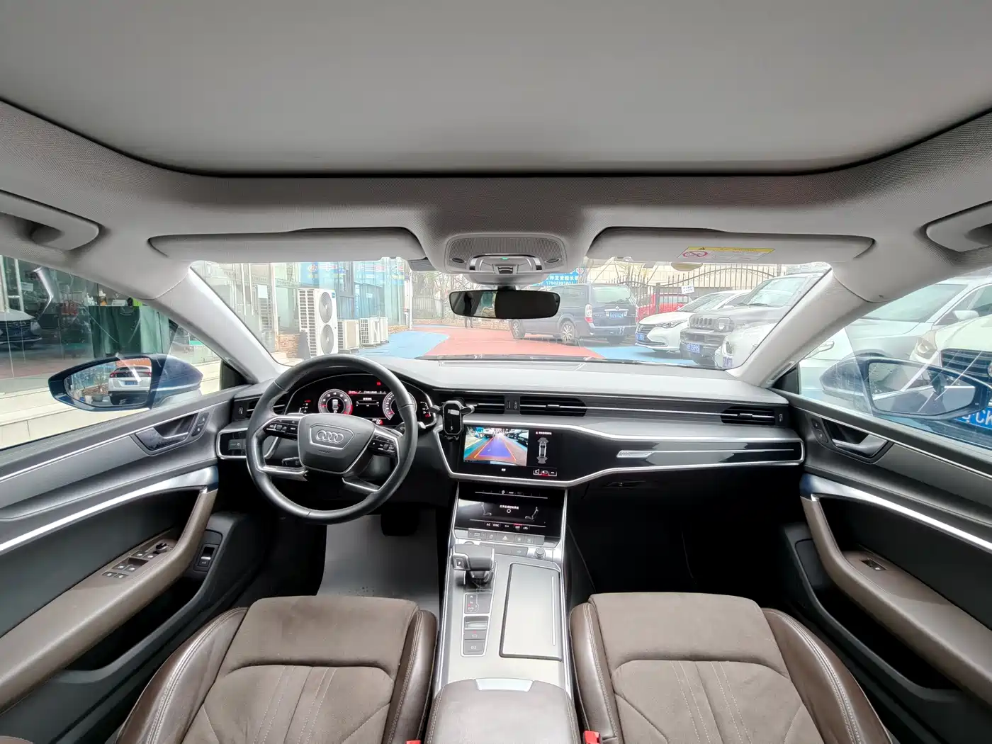Audi A7L 2024 45TFSI S-line Dream Edition Crystal Package фото 19