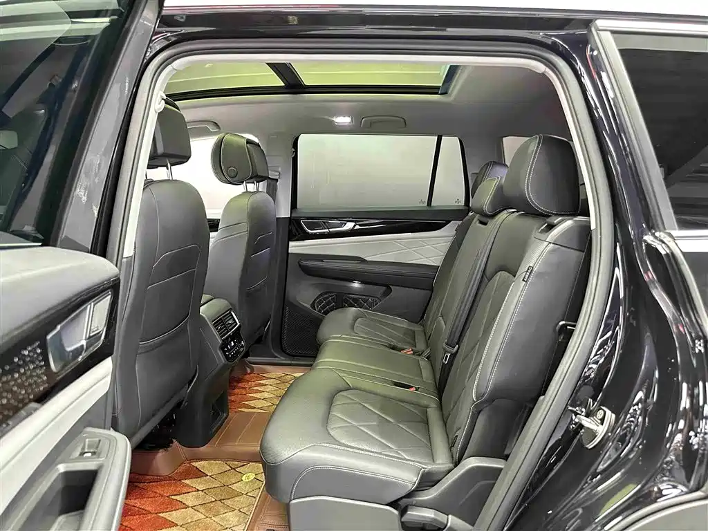 Volkswagen Teramont 2023 530 V6 AWD Premium Flagship Edition фото 7