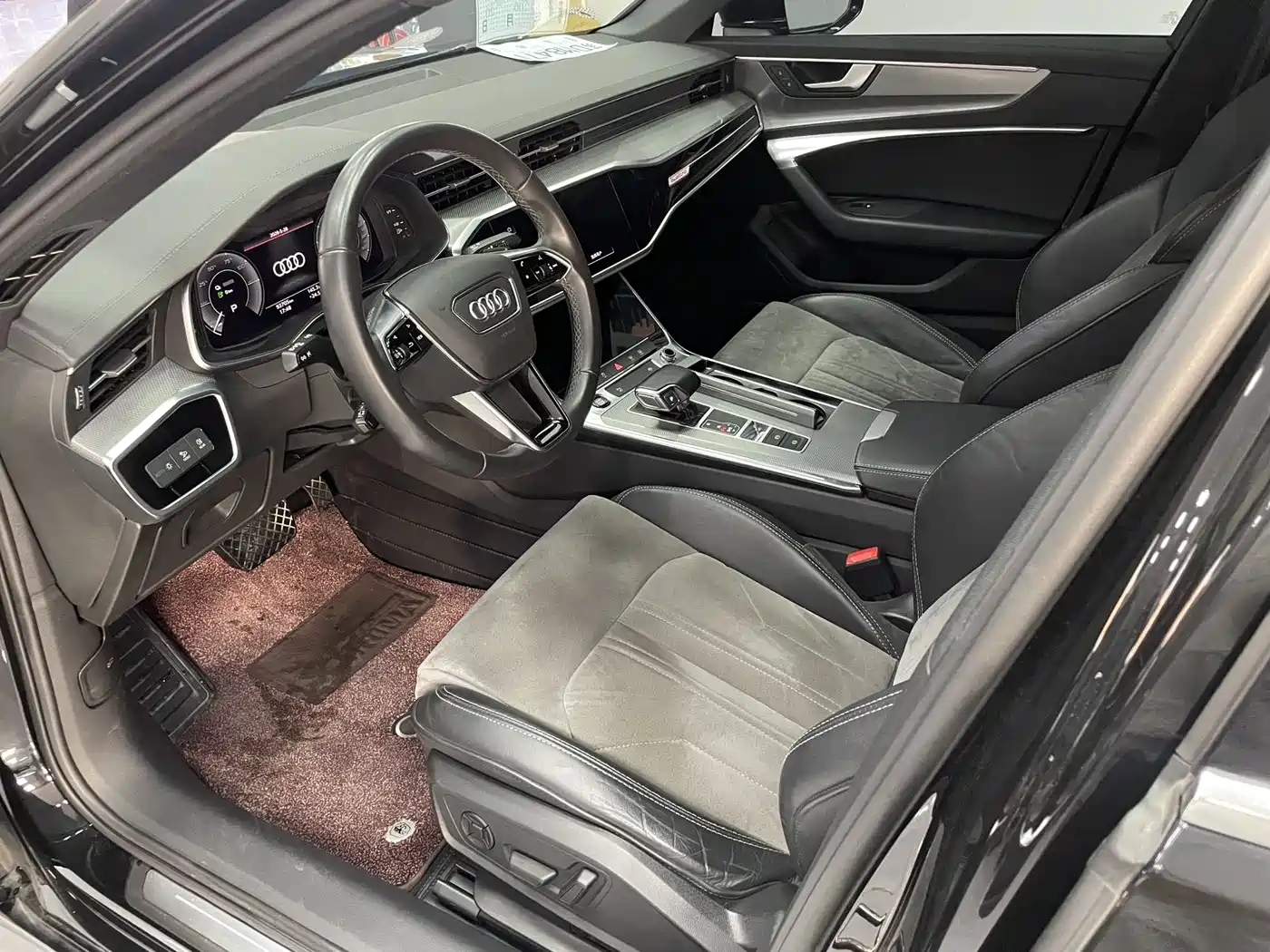 Audi A6L New Energy 2022 55 TFSI e quattro фото 12