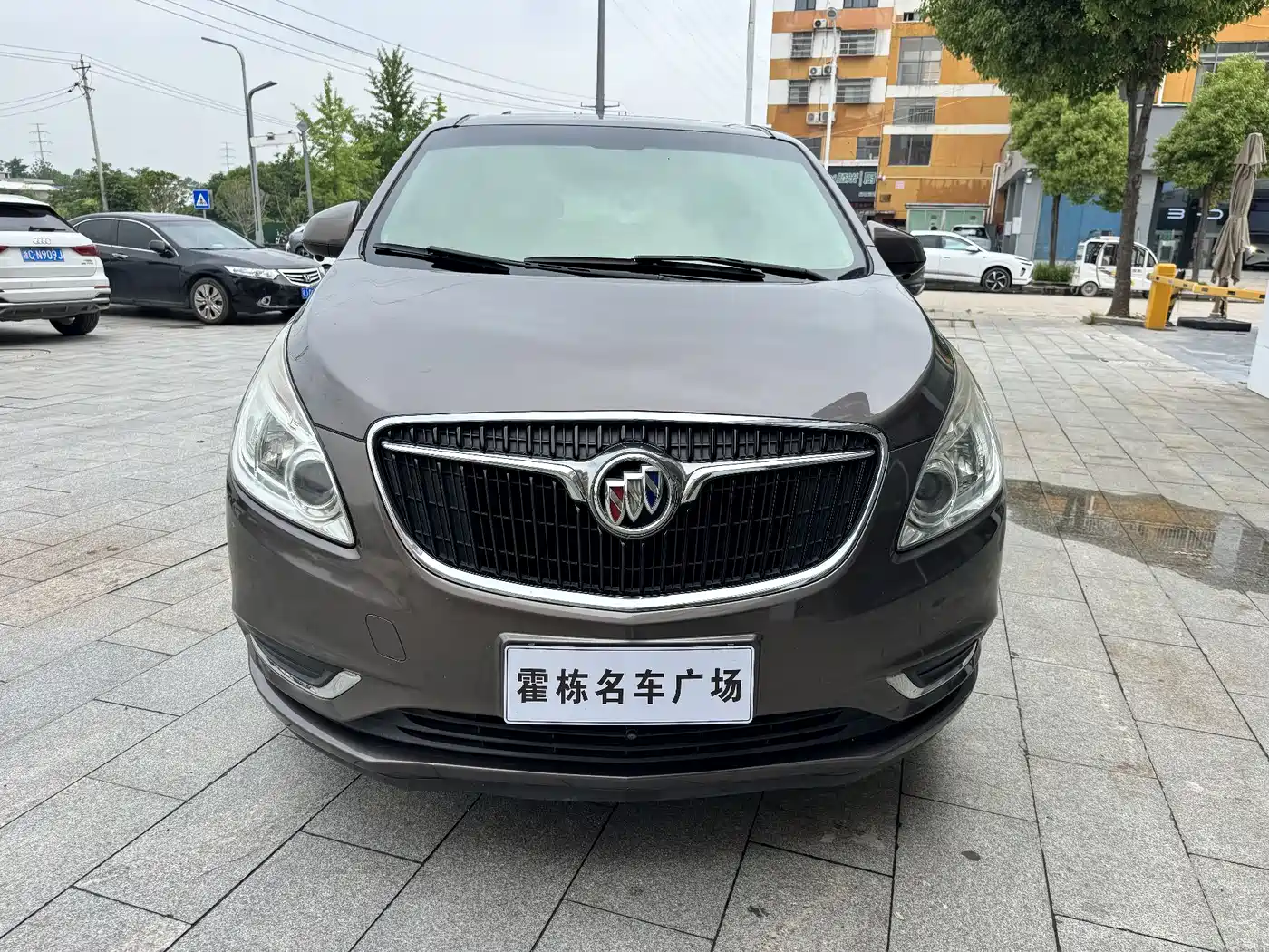 Buick GL8 2017 25S Luxury China V фото 2