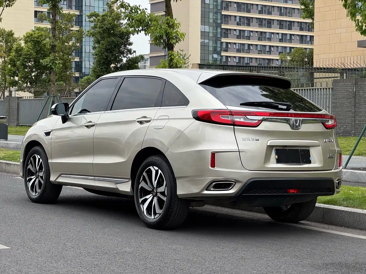Honda UR-V 2017 2017 240TURBO 2WD Luxury Edition China V