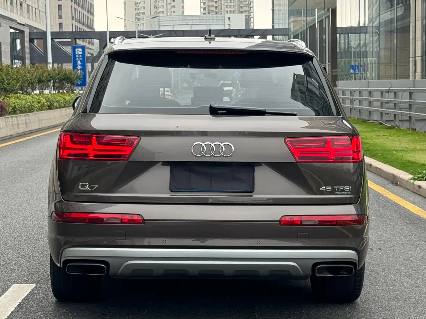 AUDI Q7