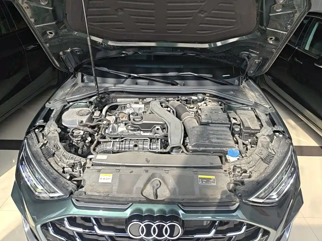 Audi A3 2026 2025 Sportback 35TFSI Flying Premium