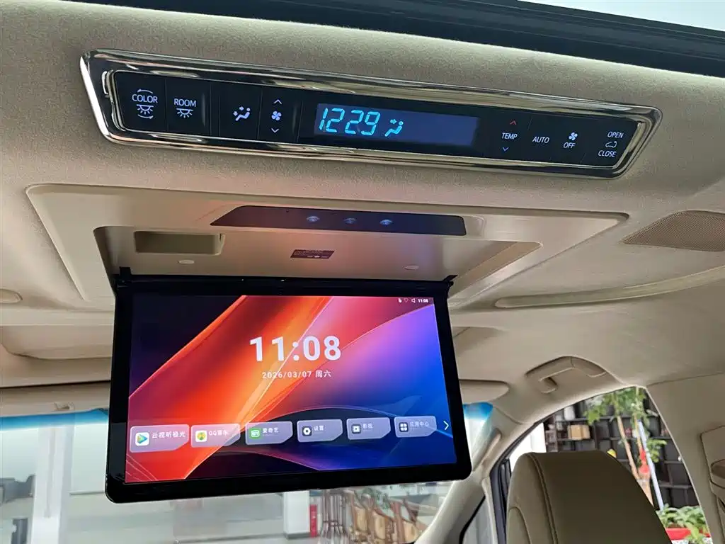 Toyota Alphard 2020 Hybrid 2.5L Luxury Edition фото 6
