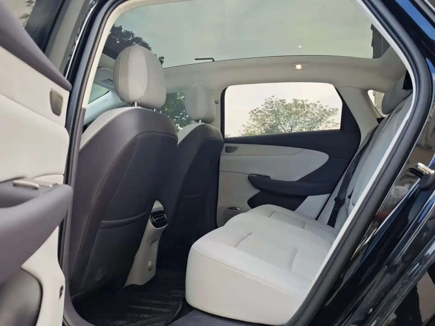 2025 Hongqi Tiangong 05