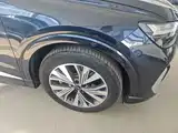 Photo 23 - Audi Q4 e-tron