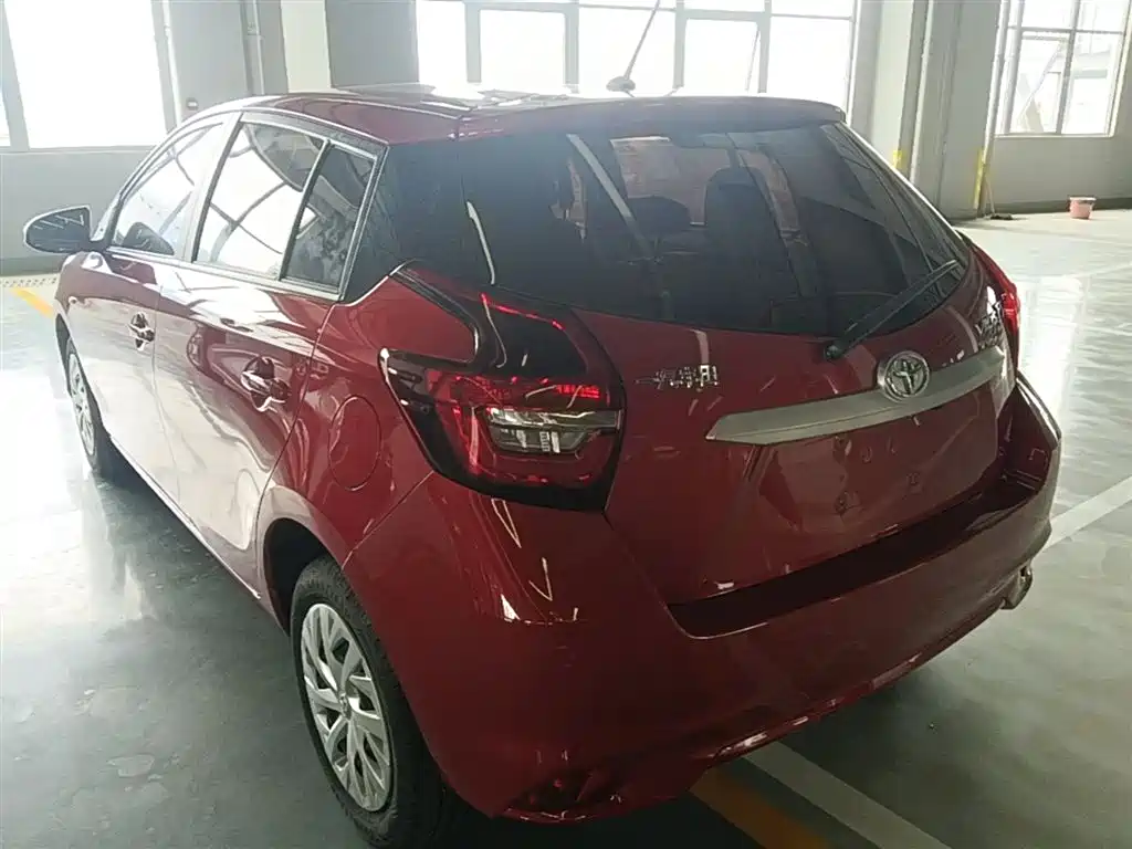 Toyota Vios FS 2021 1.5L CVT Fengchi Edition фото 5