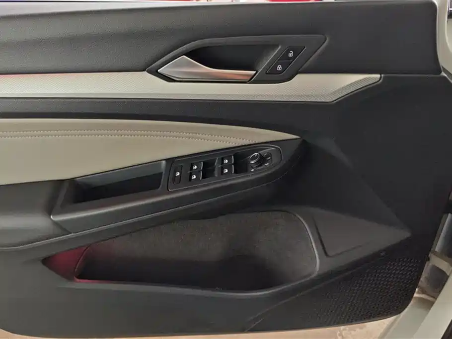 Volkswagen Golf 2021 280TSI DSG Pro фото 7