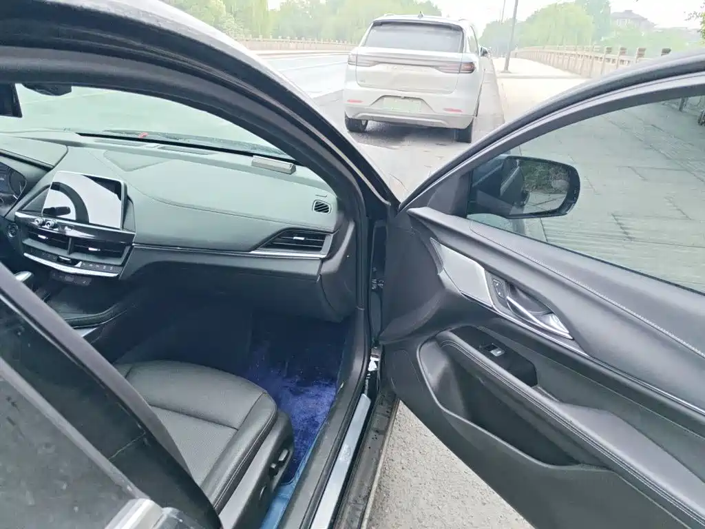 Cadillac CT4 2022 2022 28T Luxury Model