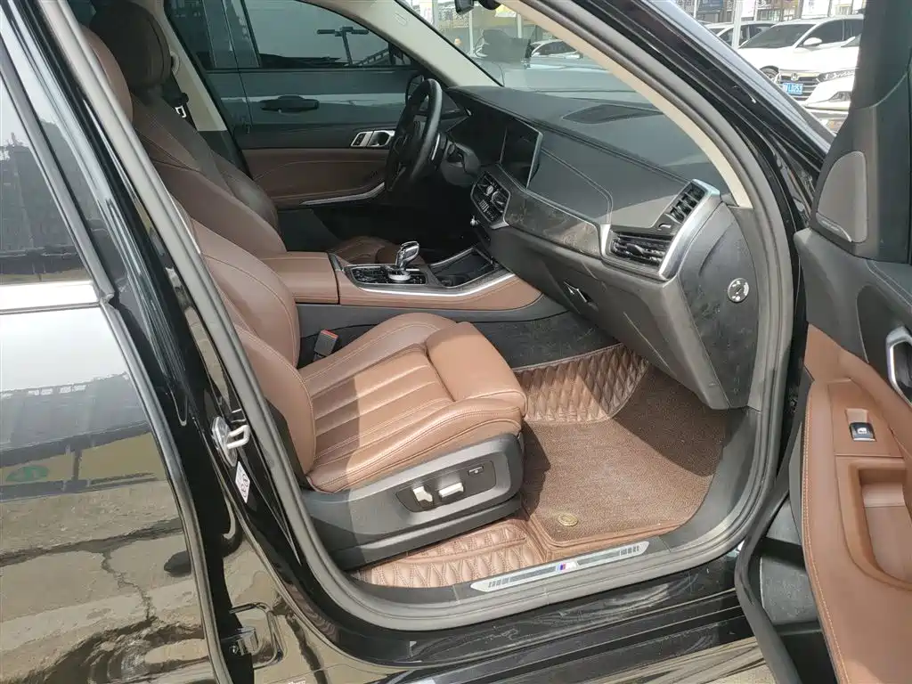 BMW X5 New Energy(Imported) 2021 xDrive45e M Sport Package фото 20