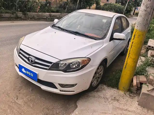  Soueast V5 Lingzhi 2014 1.5L Manual Comfort