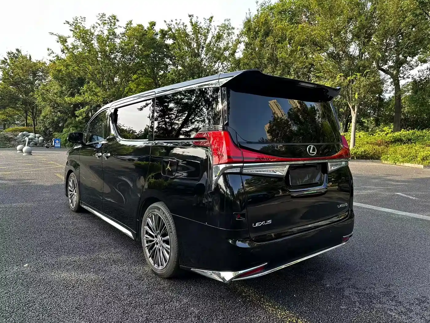Toyota Vellfire 2020 2020 Twin Engine 2.5L HV Luxury Edition
