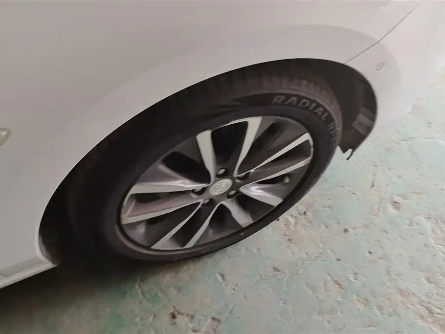 Buick GL6 2019 18T 6-seat Connected Premium China VI фото 6