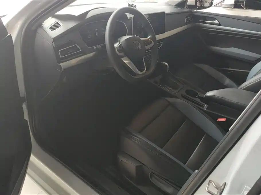Volkswagen Lavida 2024 Model 1.5L Automatic Delight Edition фото 9
