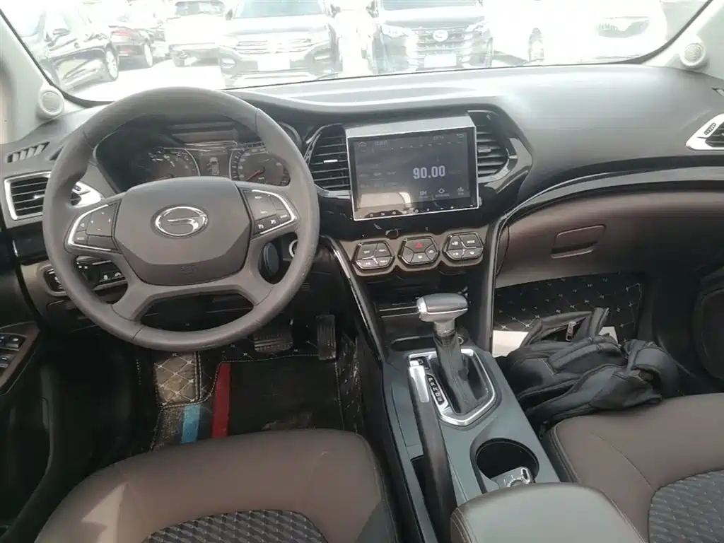 GAC Trumpchi Trumpchi GS4 2015 200T G-DCT Elite Edition фото 10